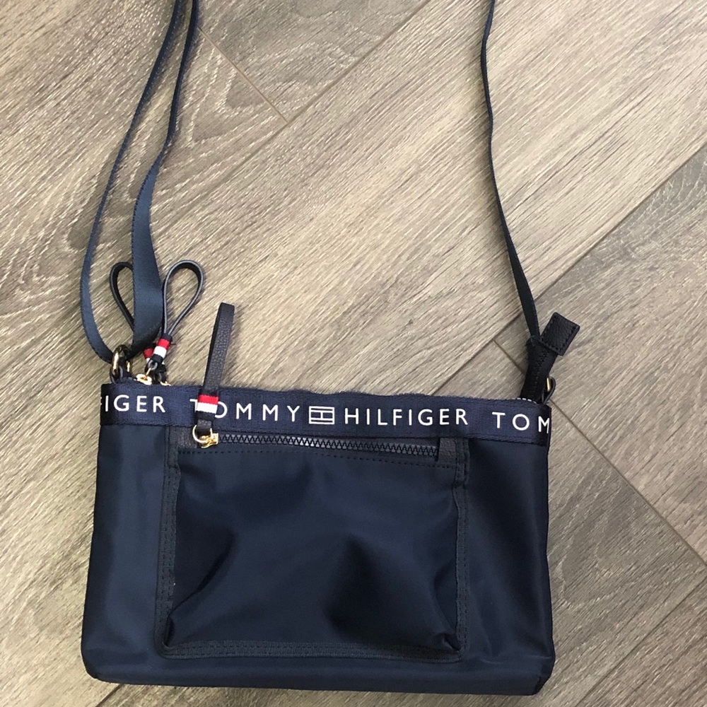 Tommy Hilfiger bag